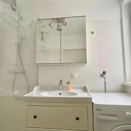 Rooftop With Free Parking & Ac Grossing (Liezen)