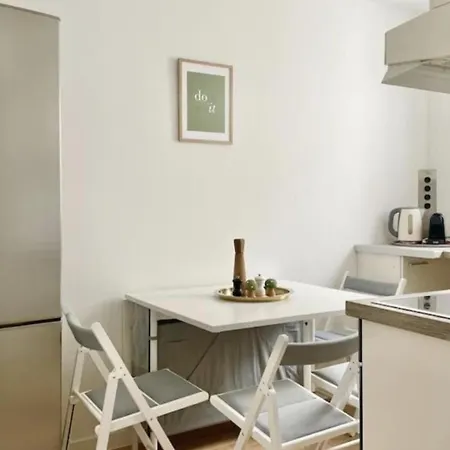 Rooftop With Free Parking & Ac * Grossing (Liezen)